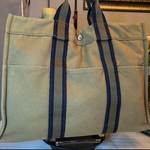 HERMÉS Herline Fourre Tout GM Canvas
Tote Bag